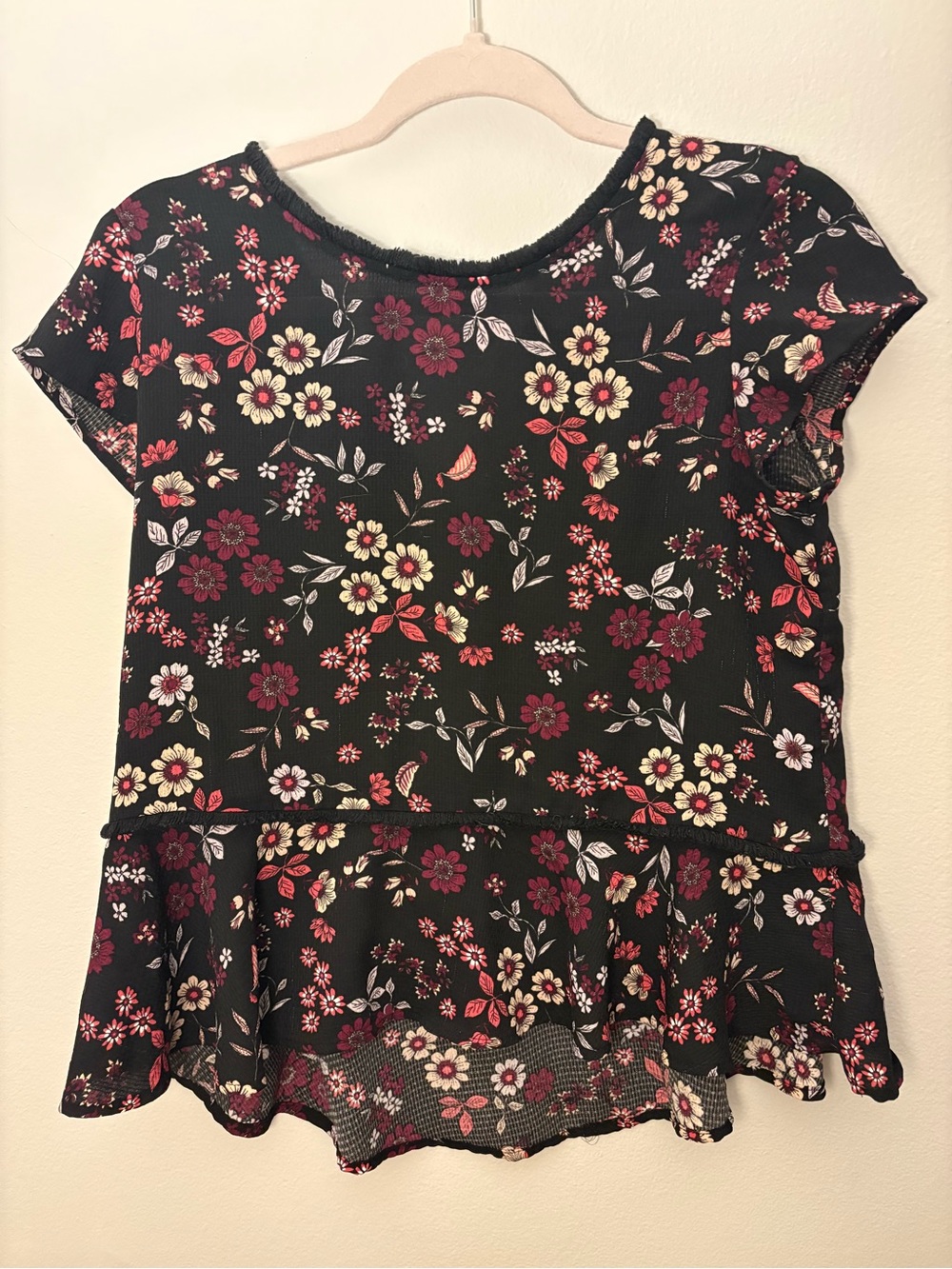 W5 Black Floral Cap-Sleeve Peplum Top